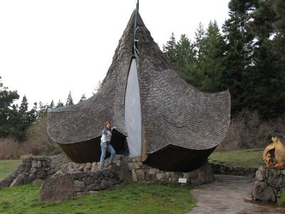 The hobbit house where Jim proposed