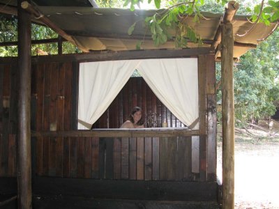 Honeymoon tent includes an outdoor bathtub!