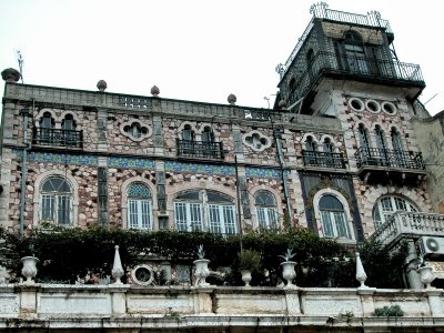 house in Alfama