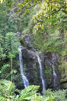 Waianapanapa - Waterfall