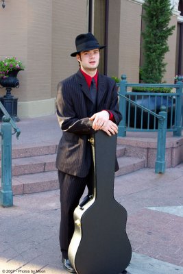 Man with Guitar 16312.jpg