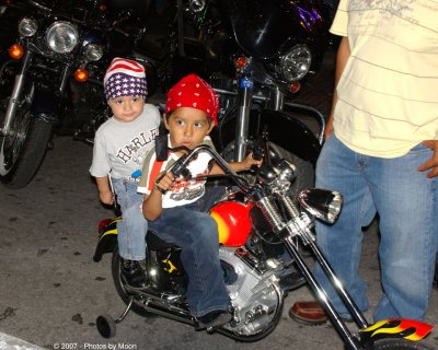 Little Bikers 16611.jpg