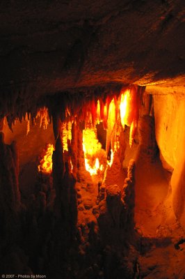 Caverns of Sonora 17401.jpg