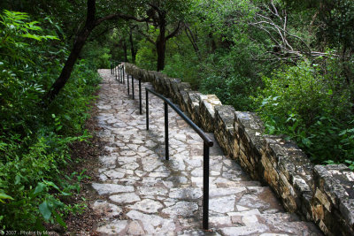Mt Bonnell Stairs 18228.jpg