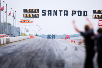 Drag Racing - Santa Pod