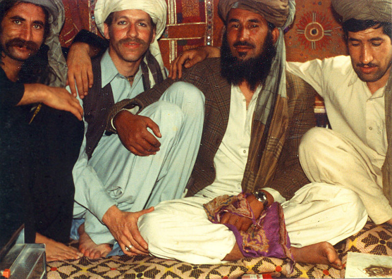 Four Afghanis taqriban