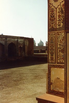 Badshahi Mosque from Shahi Qilla