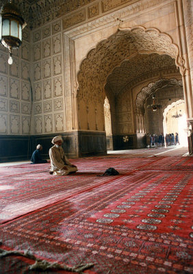 Inside Badshahi Mosque