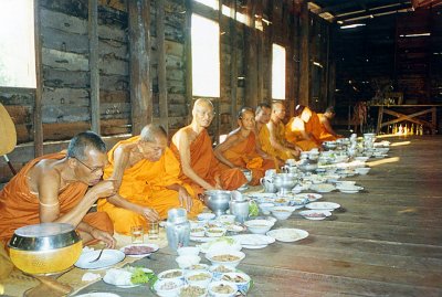 Korat-Monks eatting.jpg