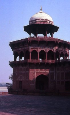 Taj Mahal-rear corner tower