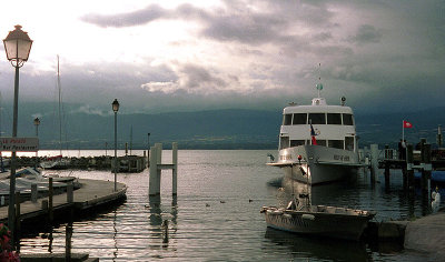 Yvoire Lake Geneva view  81553469