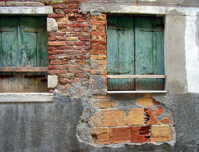 Doors and Windows of Italy