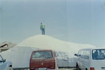 the kids uncle on the snowtop