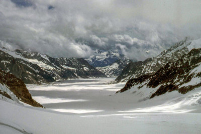 Switzerland Glacier MU.jpg