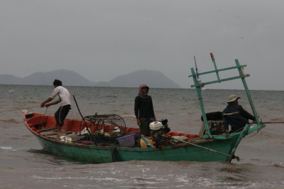 Fishing boat in Kep