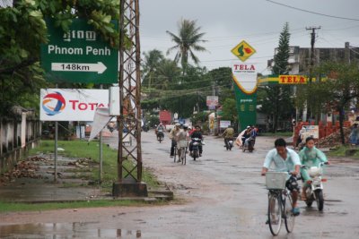 Phnom Penh is 148 km