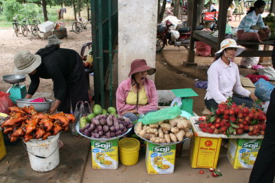 markets on way from Phnom Penh to Siem Reap