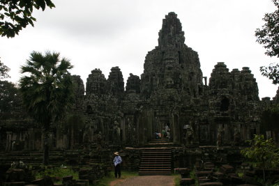 temple Bayon was built in the 13th century
