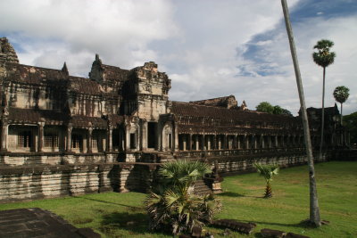 the galleries of Angkor Wat