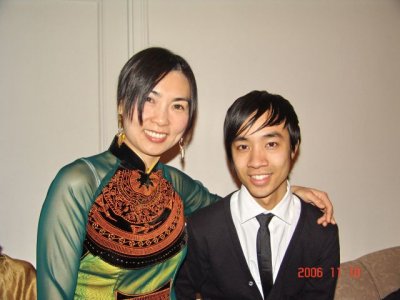 Hai chị em họ - Two cousins