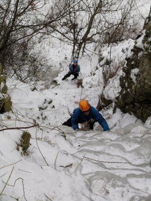 Hammer Falls (WI 2+)