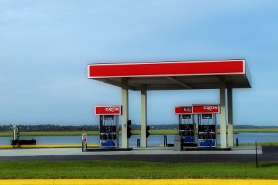 Exxon by the sea  by finches50