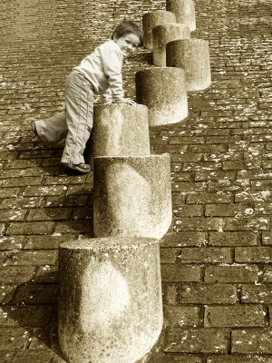 Child in urban geometry by Cris P