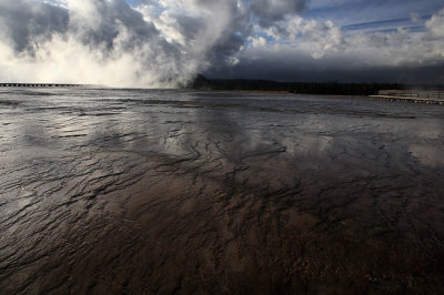 Midway Geyser Basin