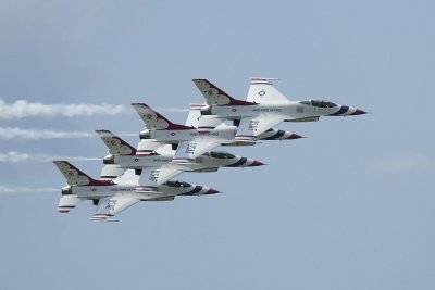 USAF Thunderbirds (F-16)