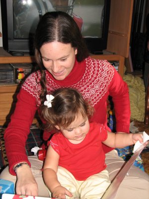 Nicole unwrapping for aunt alli.JPG