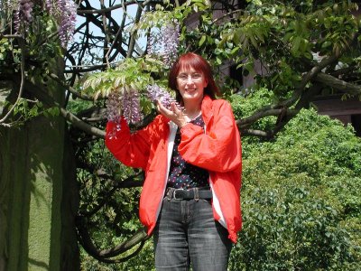 Lise au jardin