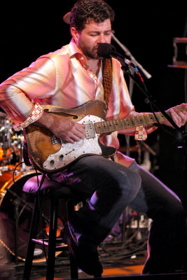 Tab Benoit 9