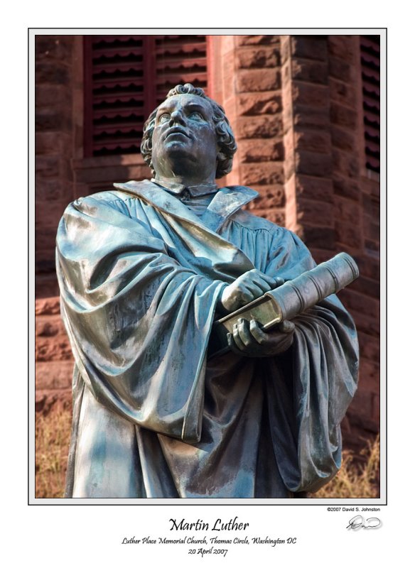 Martin Luther Statue.jpg