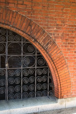 bricks and curls