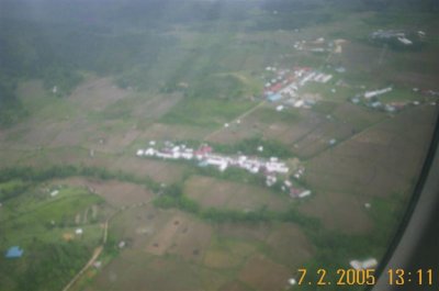 Aerial view of Bario 7 Feb05
