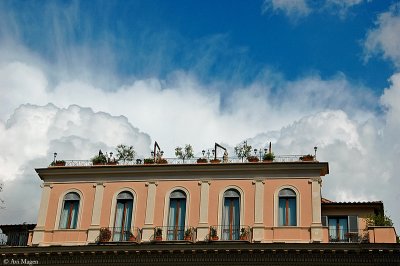 Cumulus humilis over rooftops (Rome, Italy)