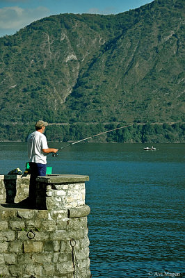 Kind of Canibalism (Lake Como, Italy)