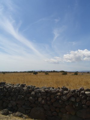 Sardinian Stone Wall.JPG