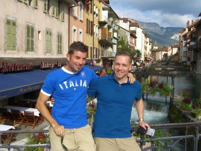 David and Chris in Annecy.JPG