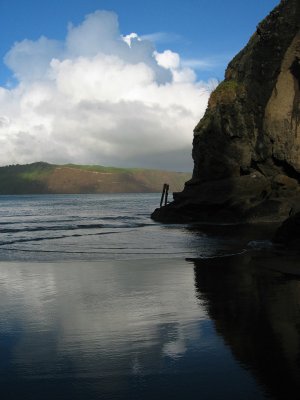 Sand reflection, Whatipu