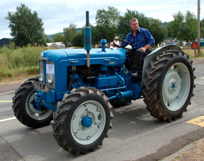 Old tractor - 1963 Fuguson Roadless