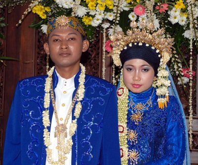 Bride and groom at Indonesian wedding reception