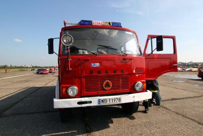 OzzS4_B276.jpg