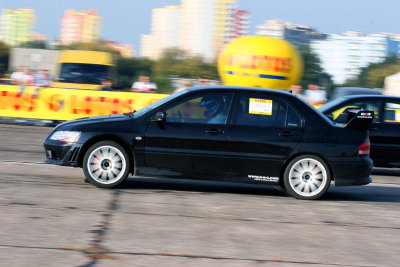 OzzS4_B369.jpg
