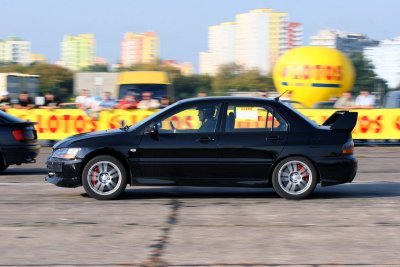 OzzS4_B372.jpg