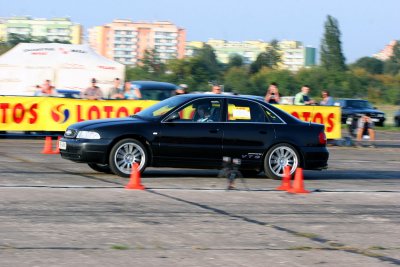 OzzS4_B486.jpg