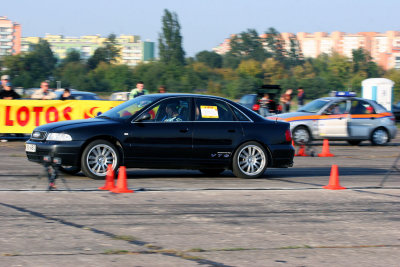 OzzS4_B501.jpg