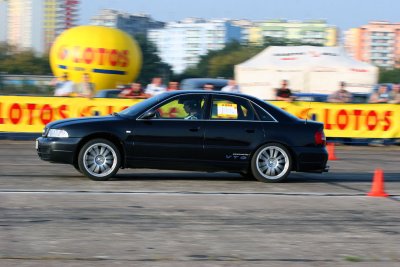 OzzS4_B503.jpg