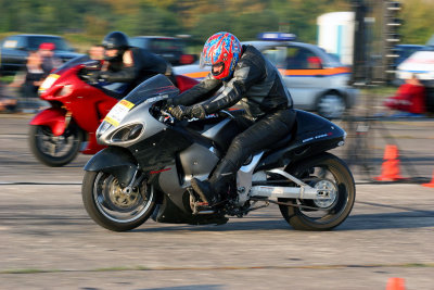 OzzS4_B565.jpg