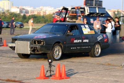 OzzS4_B579.jpg